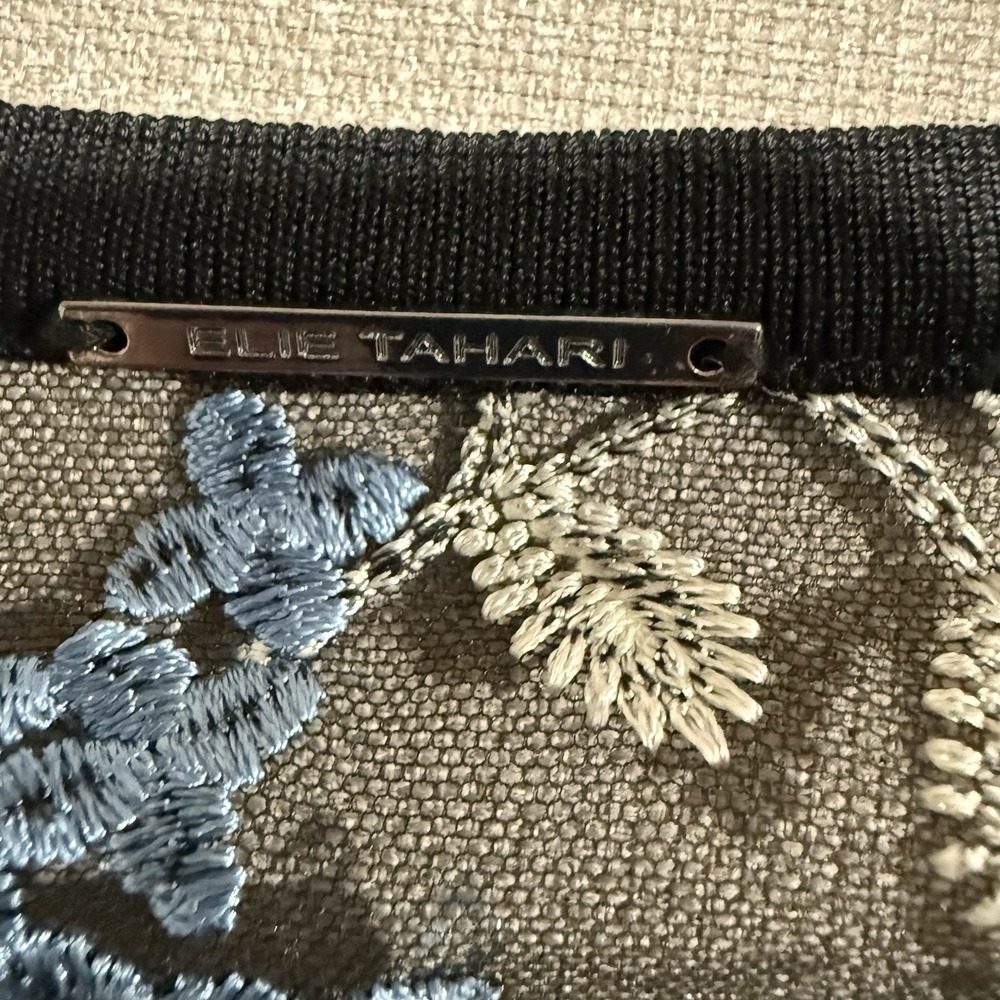 Elie‎ Tahari Val Floral Embroidered Mesh Top Womens Medium Boho Dark Romantic - Picture 3 of 6
